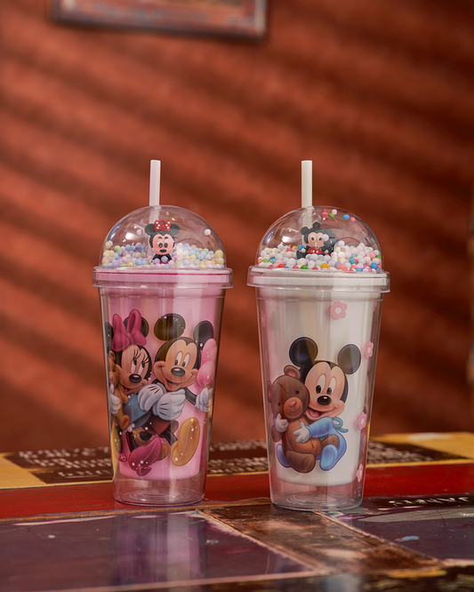 drink cup with straw